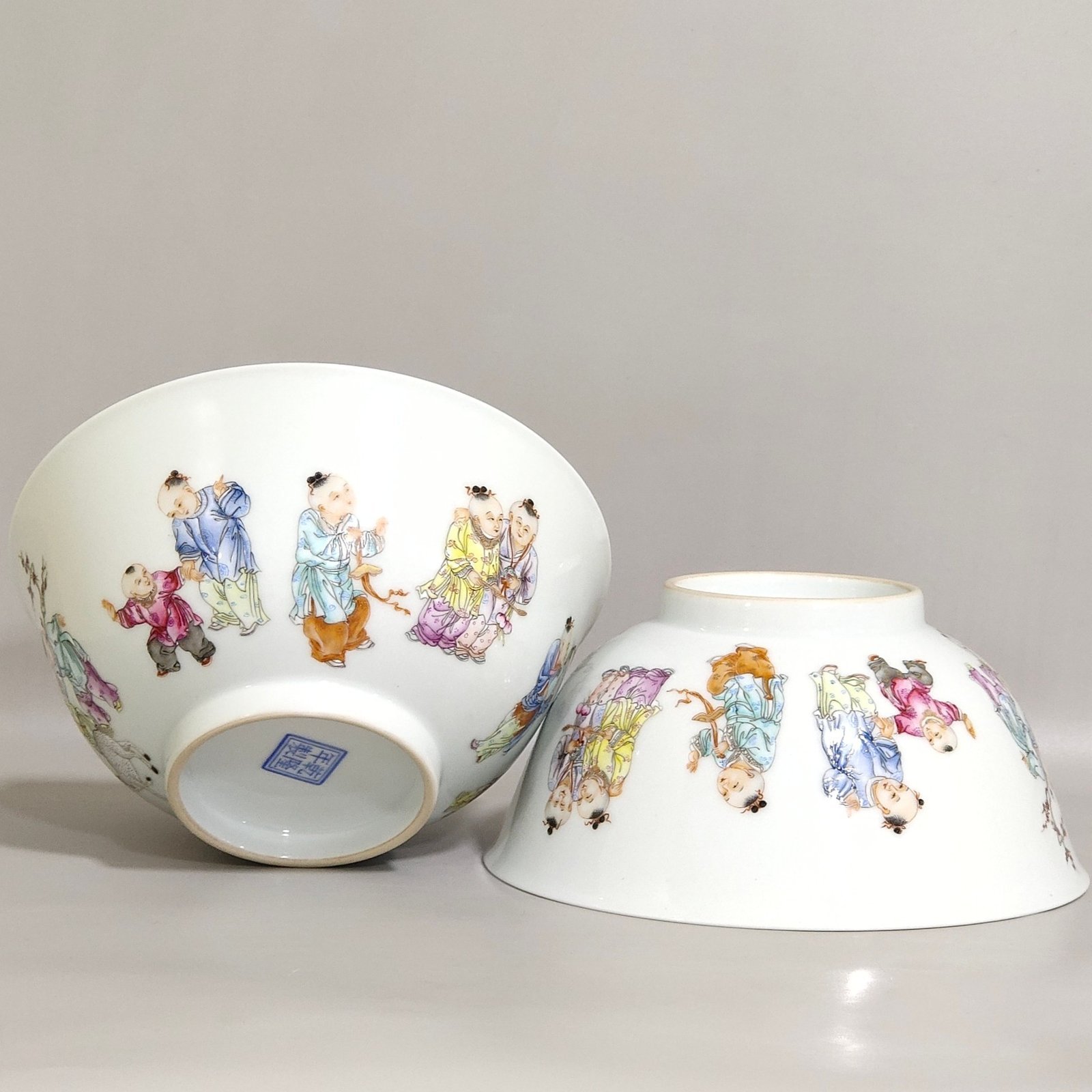 Qing Dynasty Qianlong infant play bowl