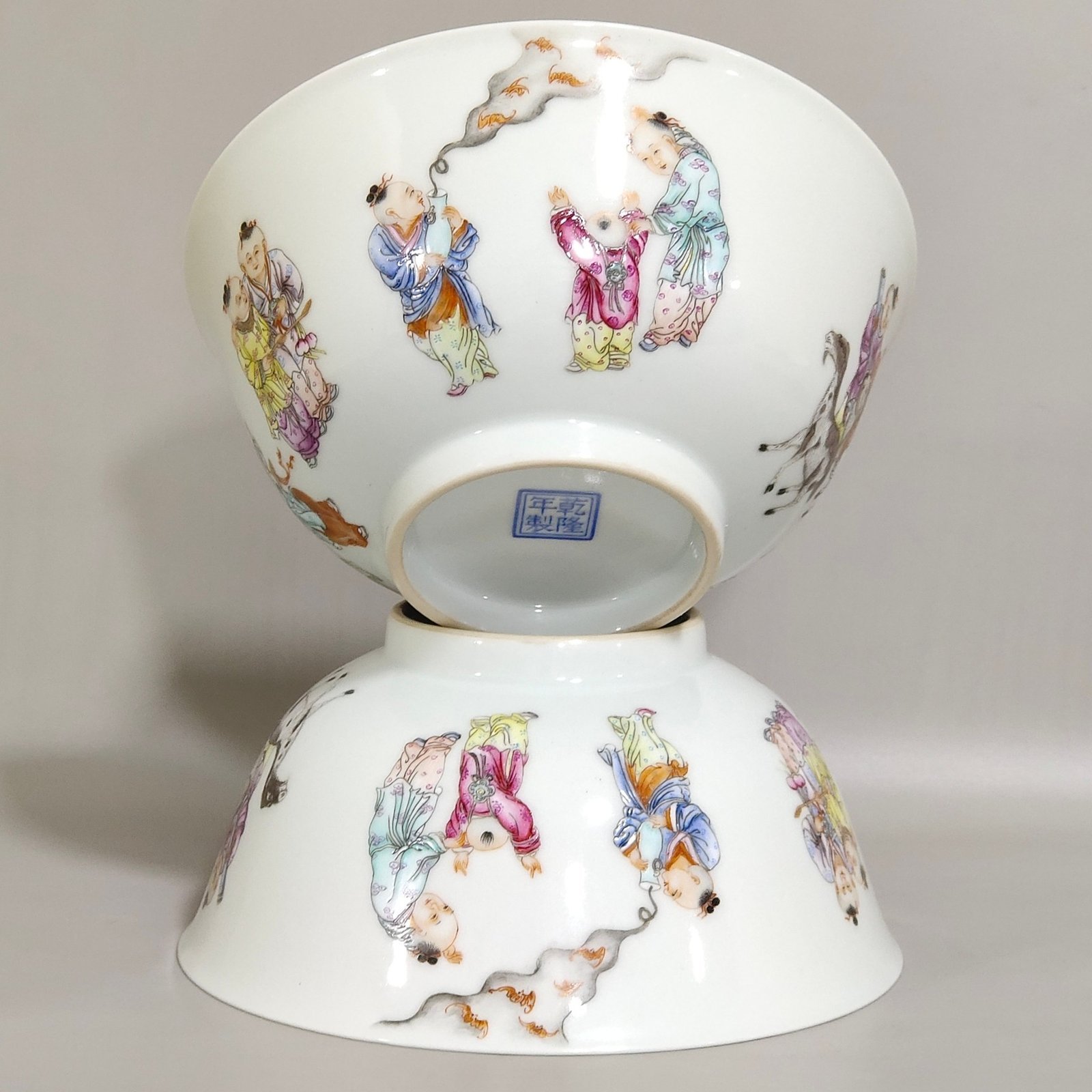 Qing Dynasty Qianlong infant play bowl