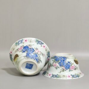 Qing Dynasty Qianlong lived and worked in peace and contentment cup