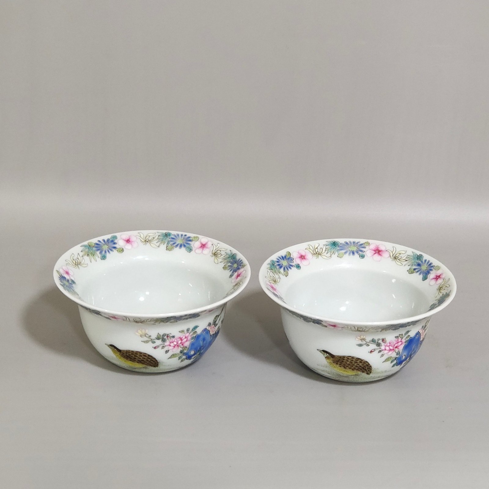 Qing Dynasty Qianlong lived and worked in peace and contentment cup