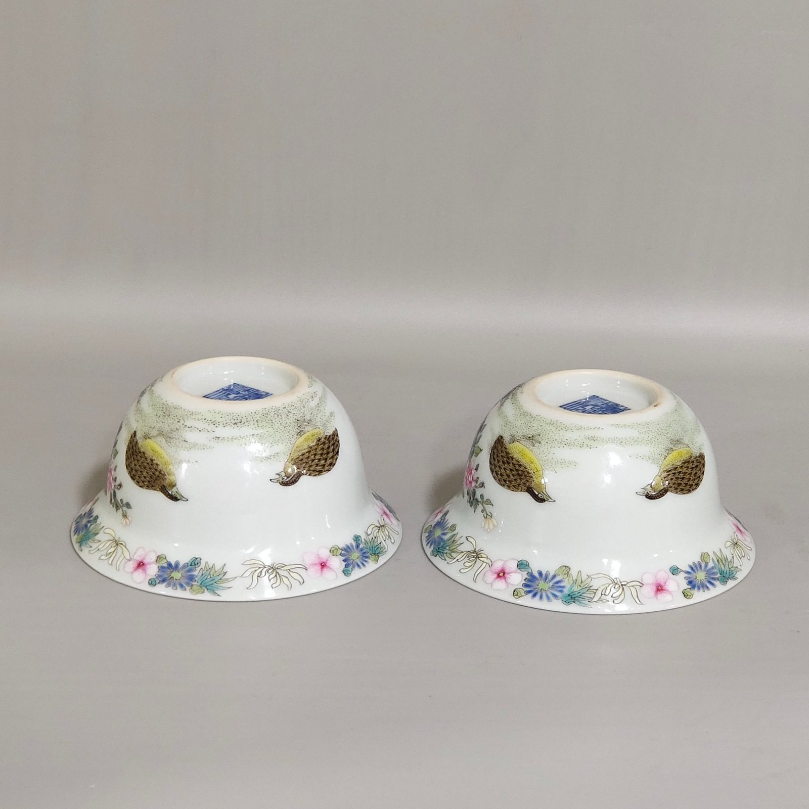Qing Dynasty Qianlong lived and worked in peace and contentment cup