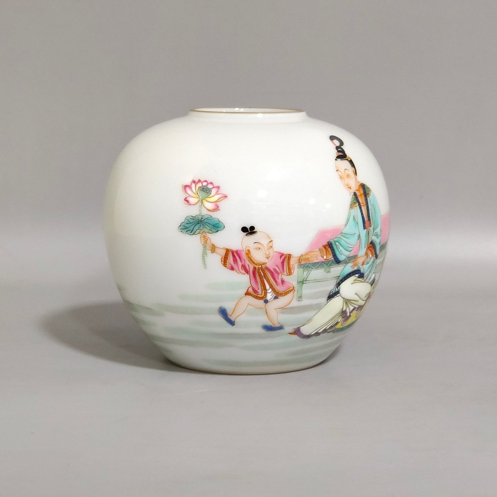 Qing Dynasty Qianlong Goddess’s Water Bowl