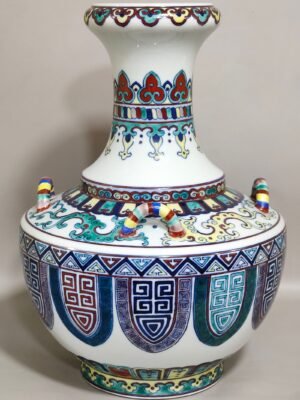Qing Dynasty Qianlong doucai red dragon vase