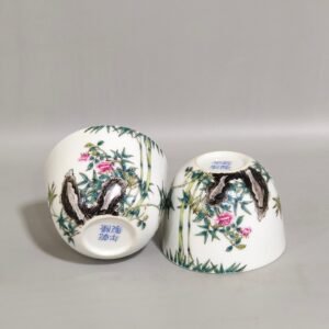 Qing Dynasty Qianlong rose green bamboo poetry cup
