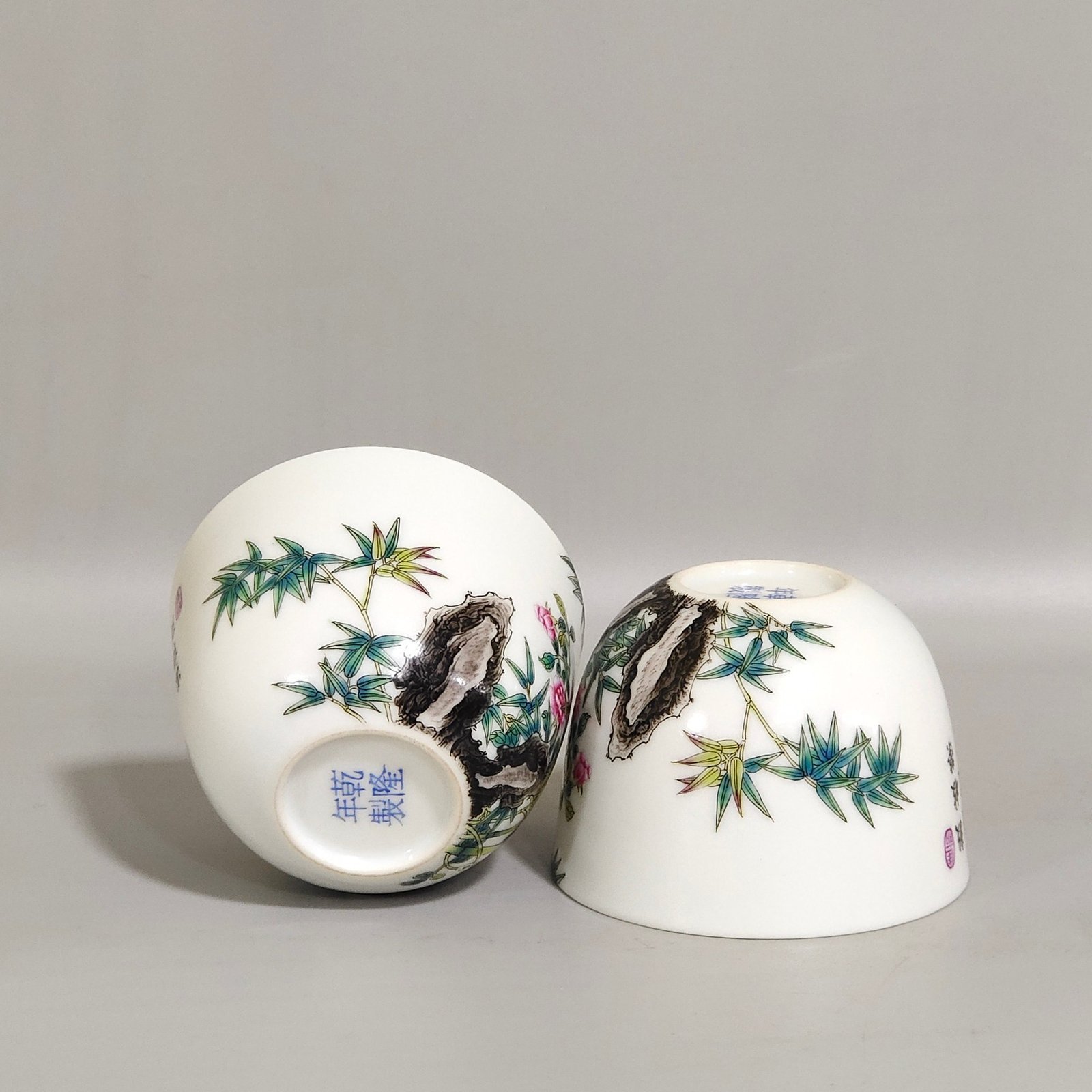 Qing Dynasty Qianlong rose green bamboo poetry cup