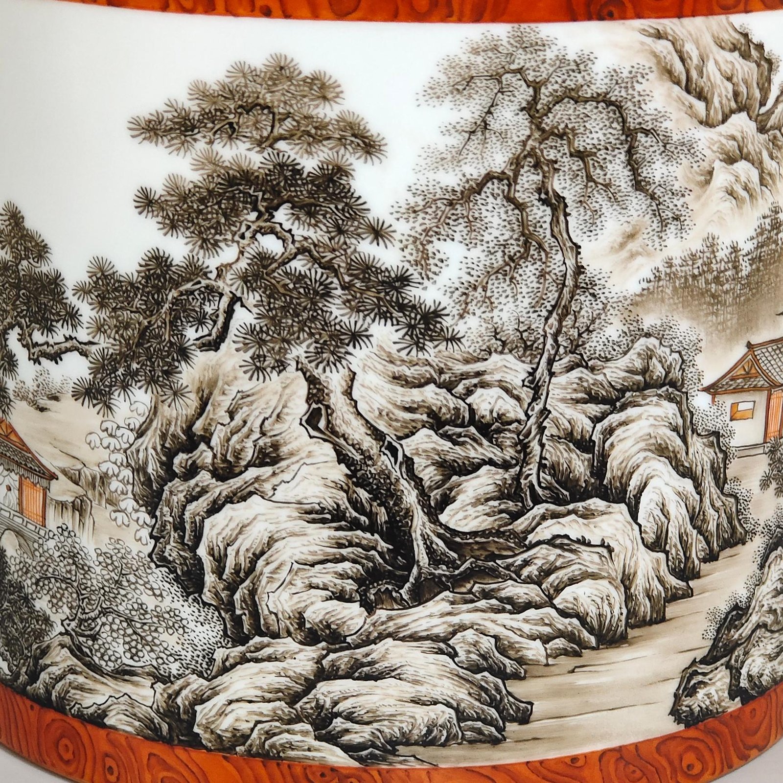 Qing Dynasty Qianlong wood grain glazed landscape pen holder
