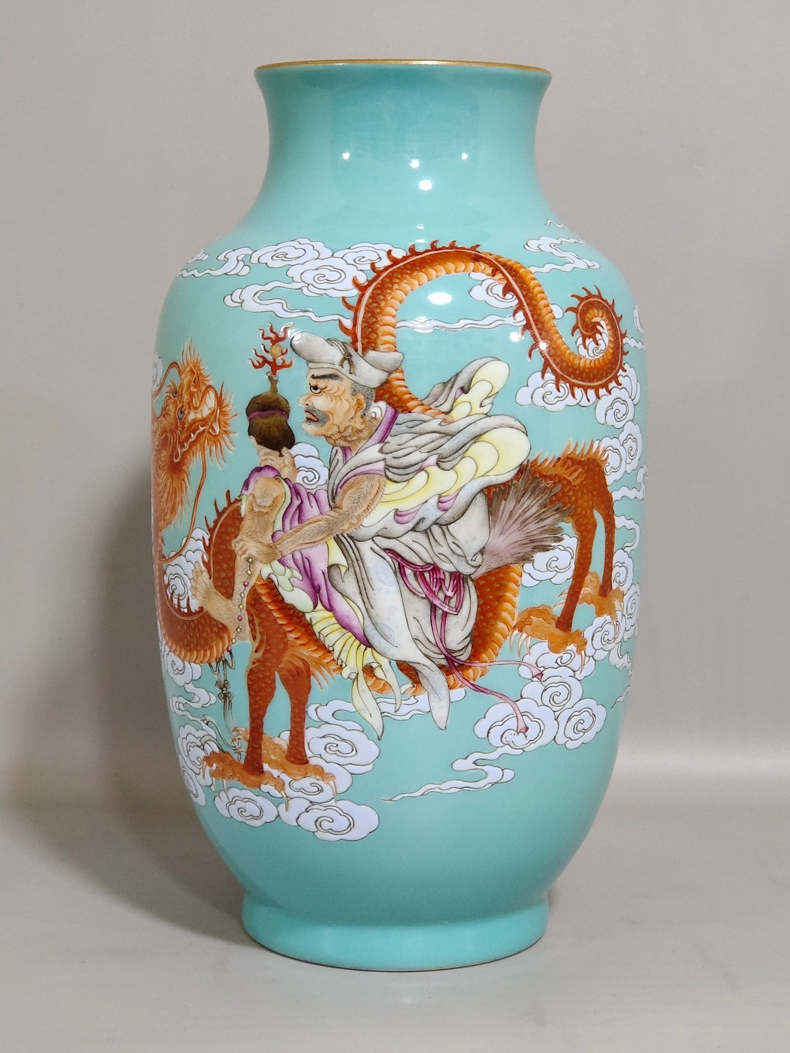 Qing Dynasty Qianlong turquoise green character story lantern vase