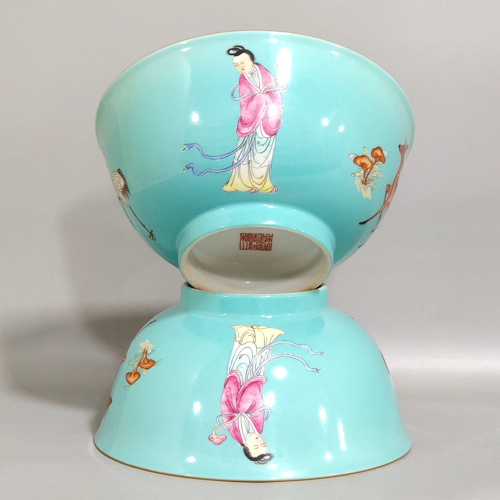 Qing Dynasty Qianlong turquoise green mushroom longevity bowl