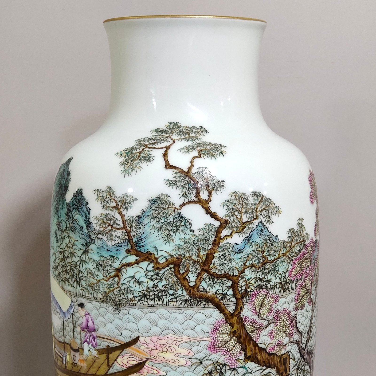 Qing Dynasty Qianlong boating tea-making and poetry vase
