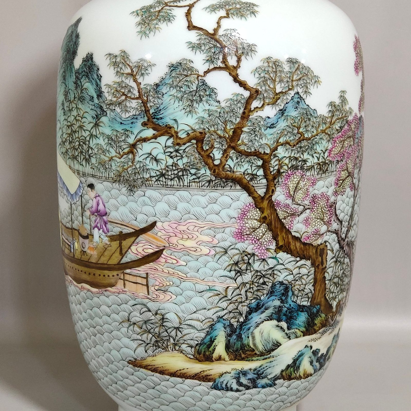 Qing Dynasty Qianlong boating tea-making and poetry vase