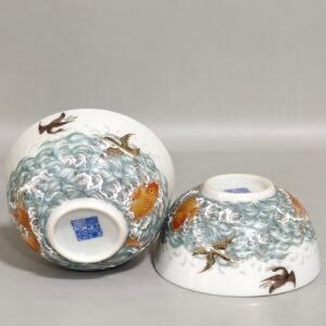 Qing Dynasty Qianlong sea-patterned wild goose and carp exquisite cup