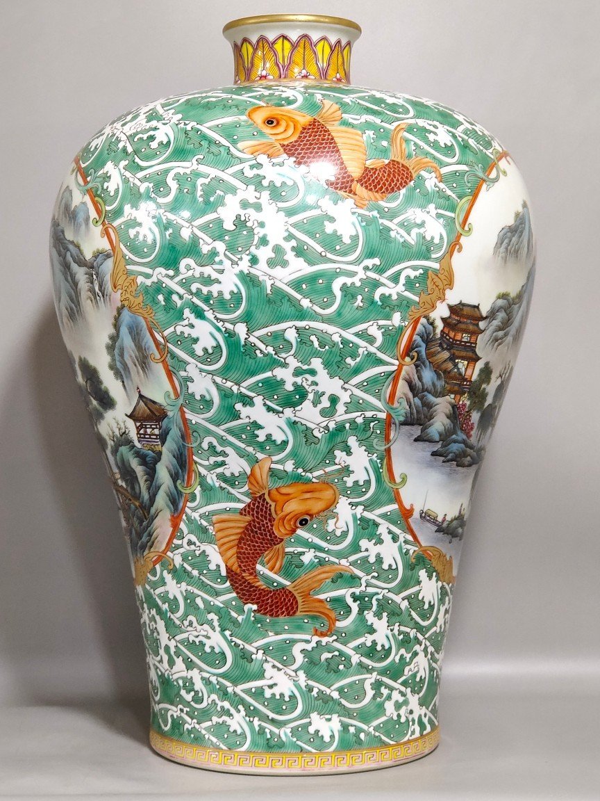 Qing Dynasty Qianlong saltwater carp window landscape plum vase