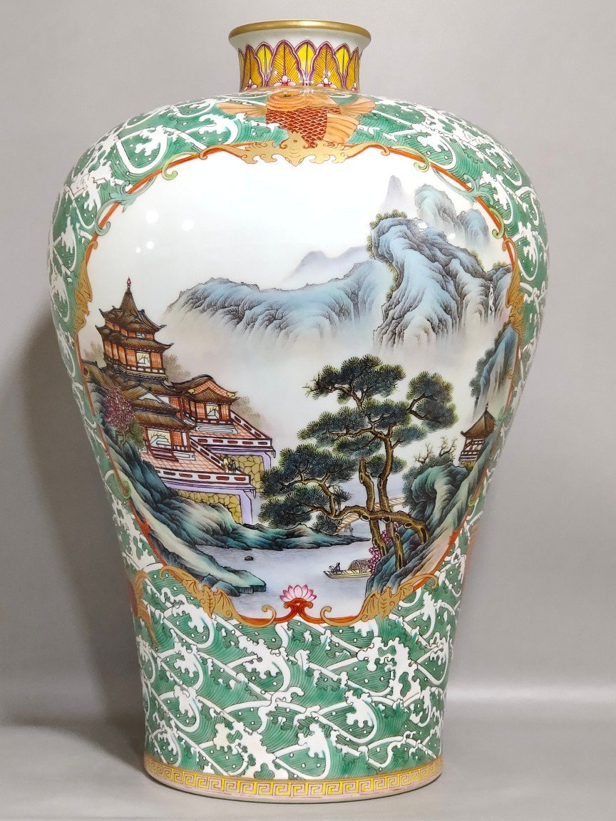 Qing Dynasty Qianlong saltwater carp window landscape plum vase