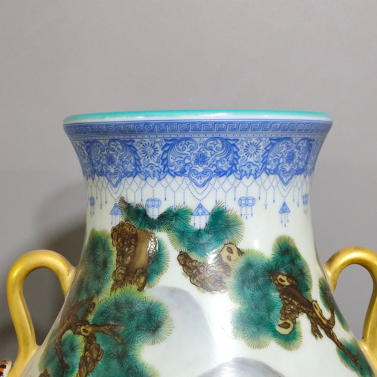 Qing Dynasty Qianlong enamel Taiping statue with elephants and two ears