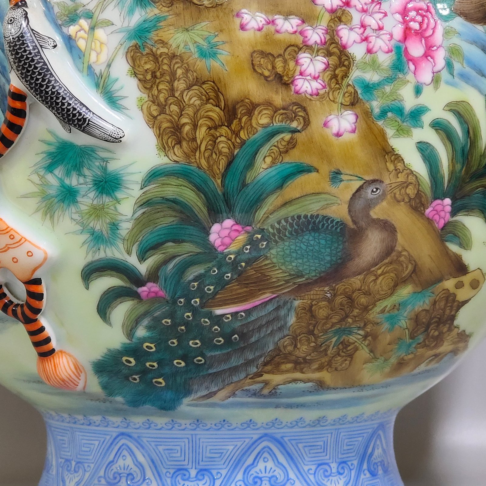Qing Dynasty Qianlong enamel Taiping statue with elephants and two ears