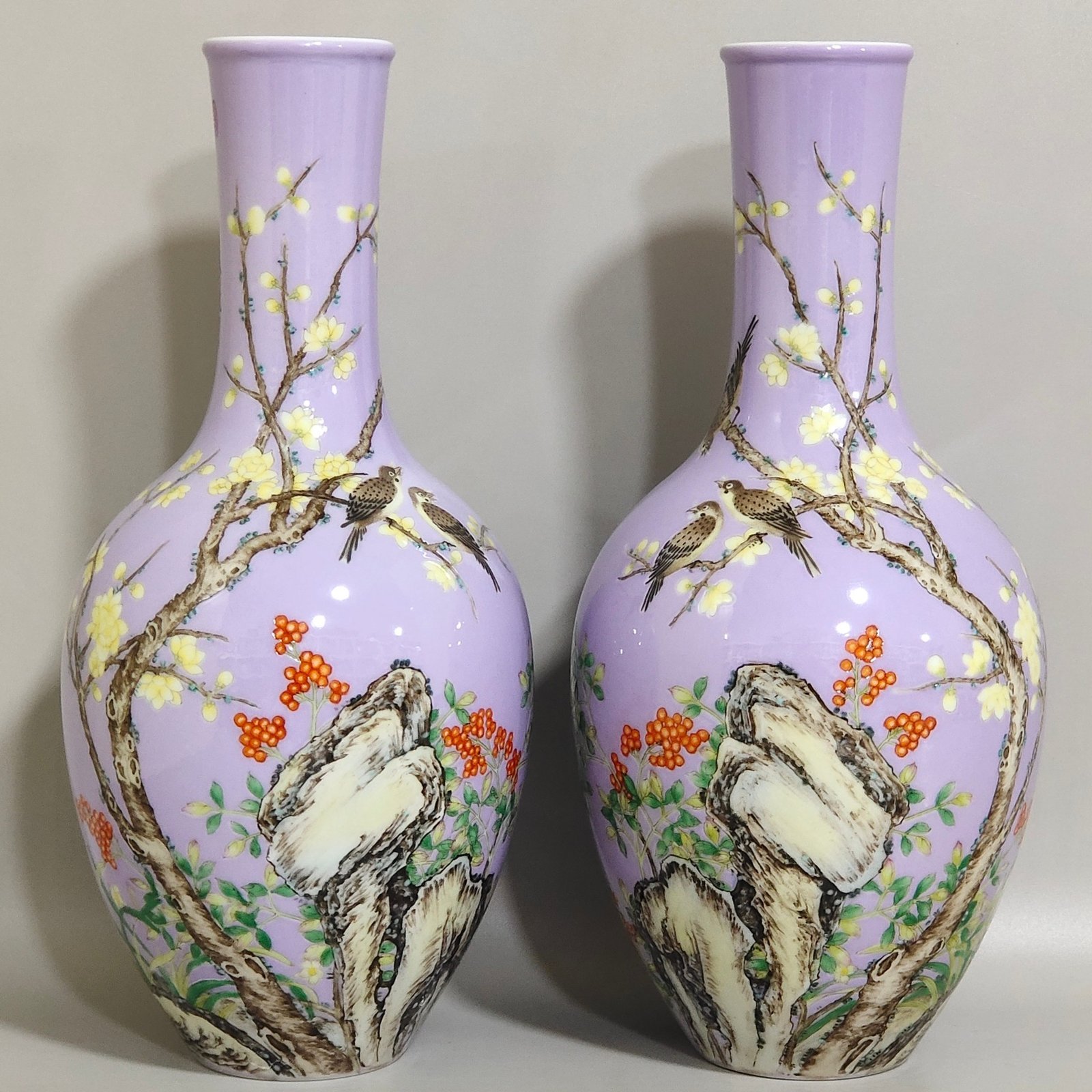 Qing Dynasty Qianlong enamel violet plum flower sparrow poem olive vase