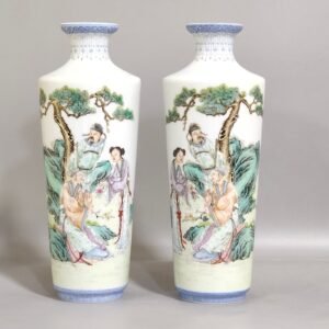 Qing Dynasty Qianlong enamel green-edged thin vase with characters