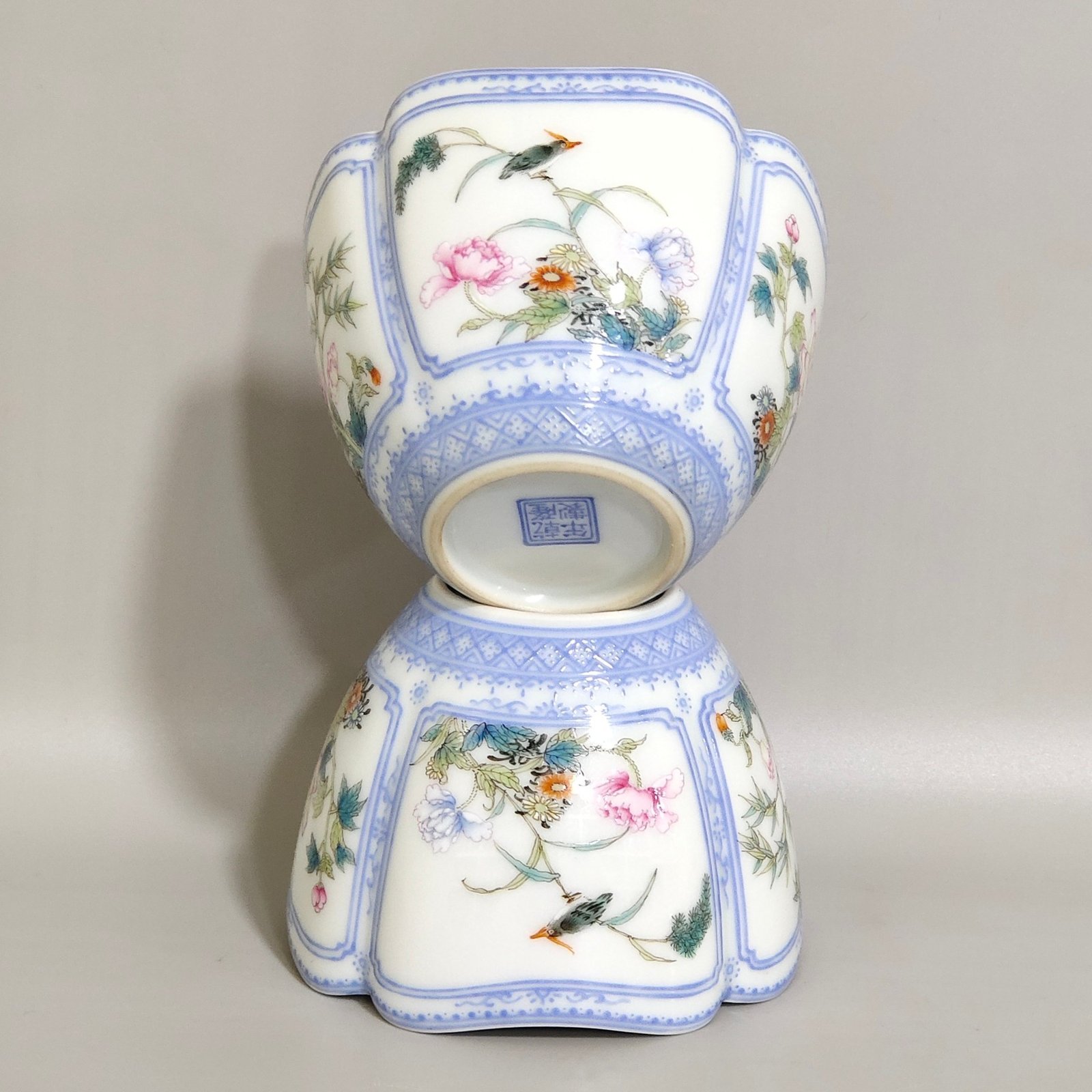 Qing Dynasty Qianlong enamel green-edged window four-season flower cup