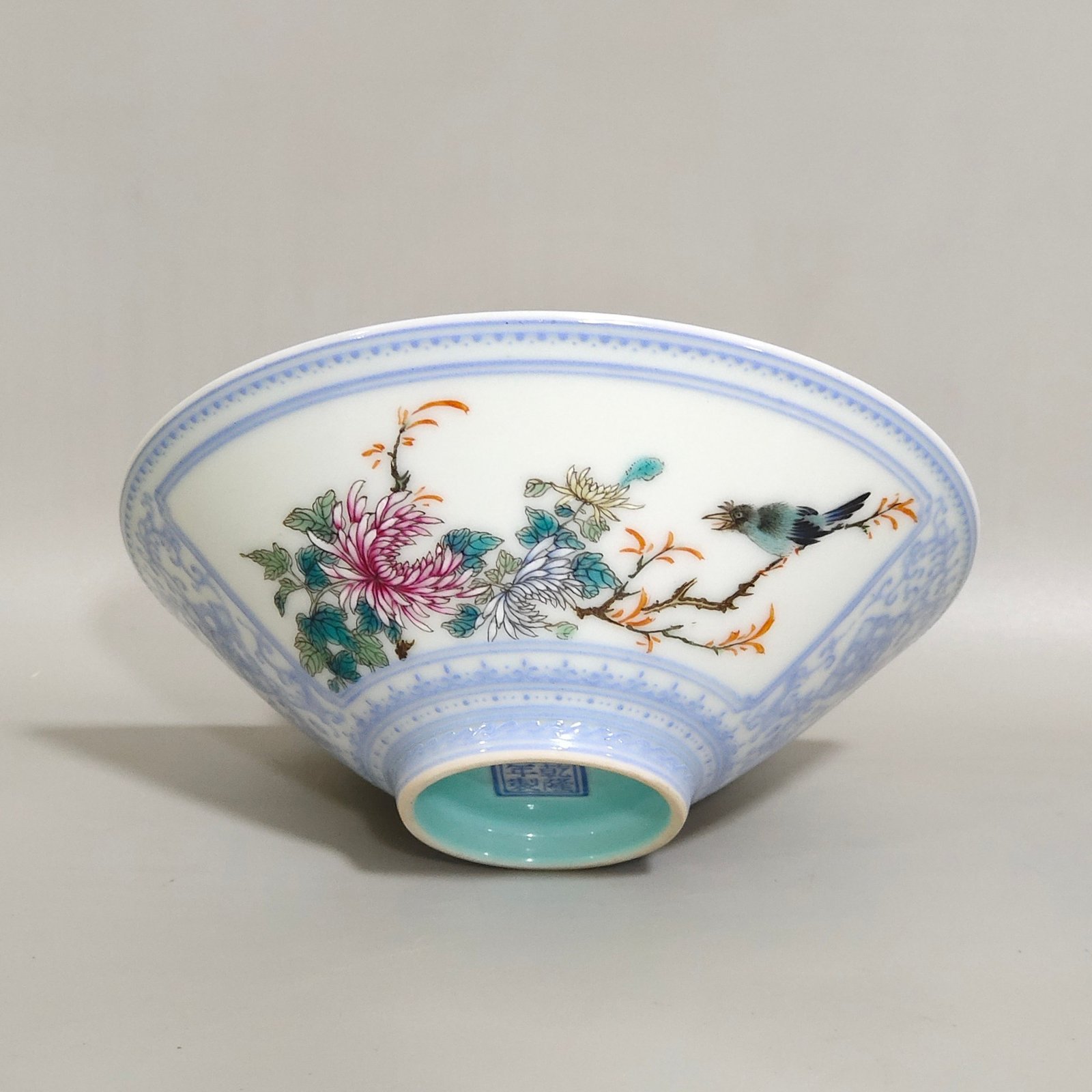Qing Dynasty Qianlong enamel green edging window flower and bird bamboo hat cup