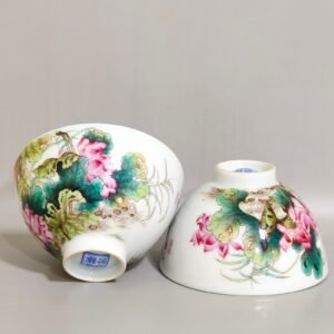 Qing Dynasty Qianlong enamel lotus poem chicken heart cup