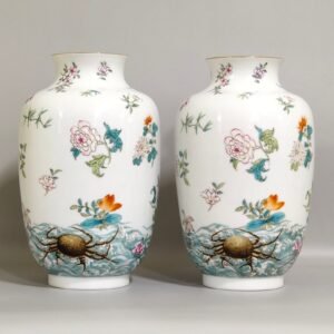 Qing Dynasty Qianlong enamel thin bodied flower lantern vase
