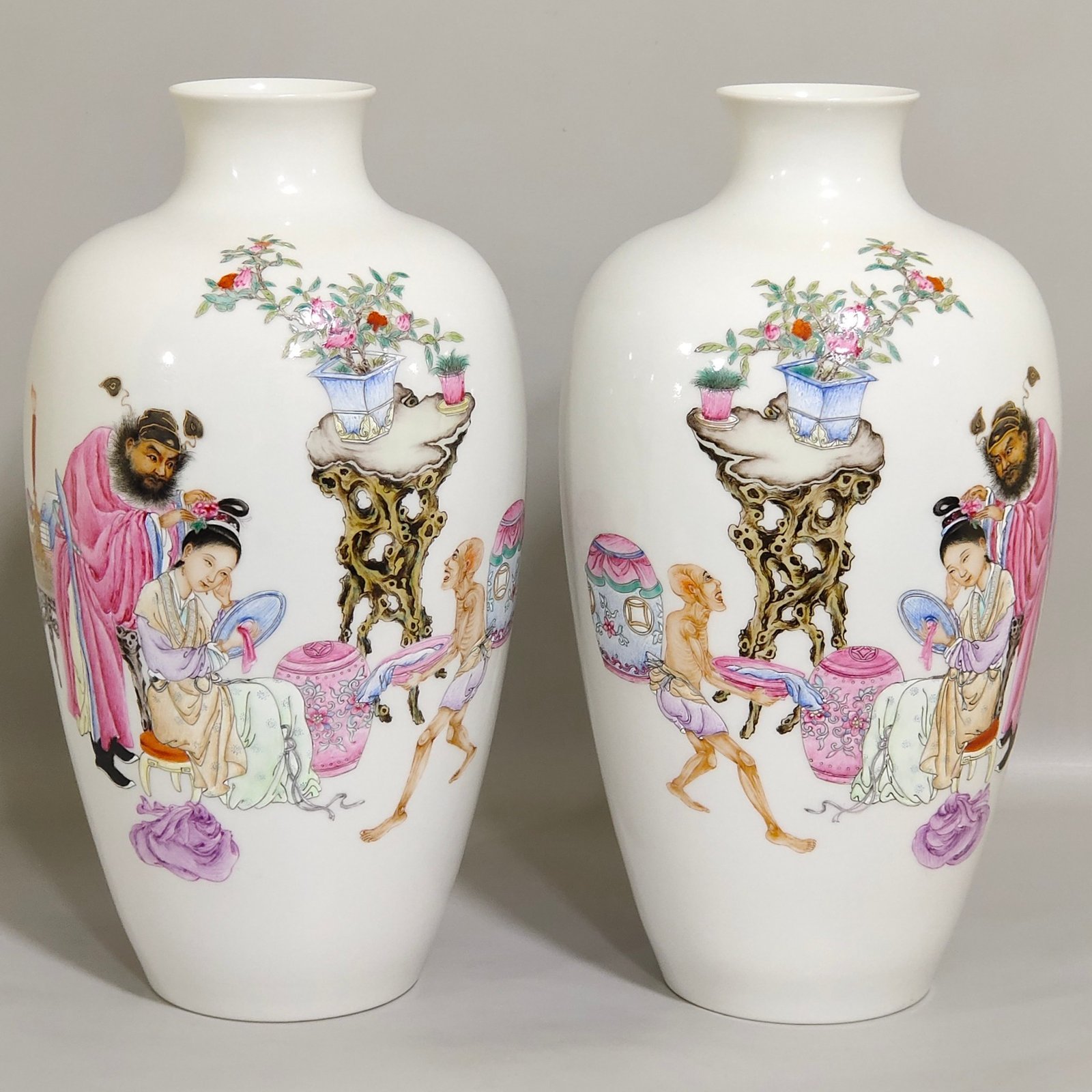 Qing Dynasty Qianlong enamel plum vase with a poem