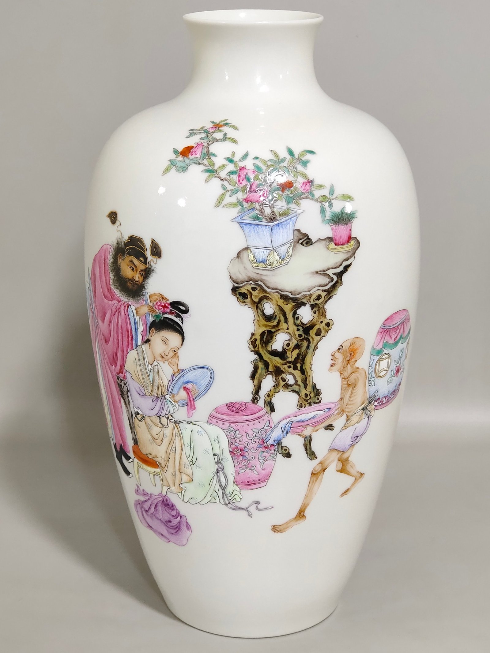 Qing Dynasty Qianlong enamel plum vase with a poem