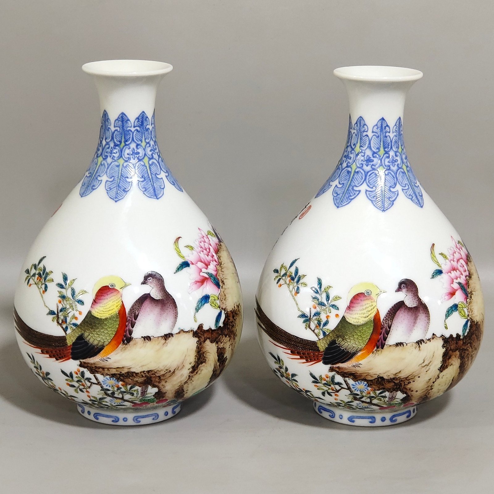 Qing Dynasty Qianlong enamel jade pot spring vase