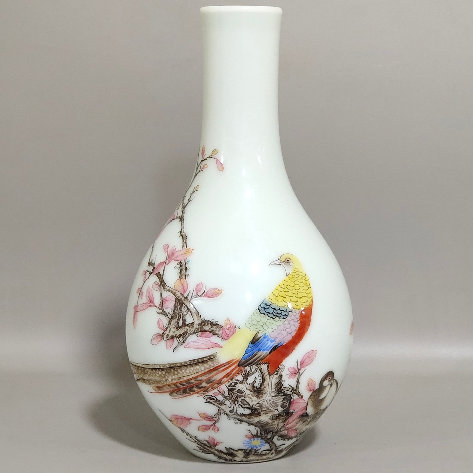 Qing Dynasty Qianlong enamel olive vase with poems