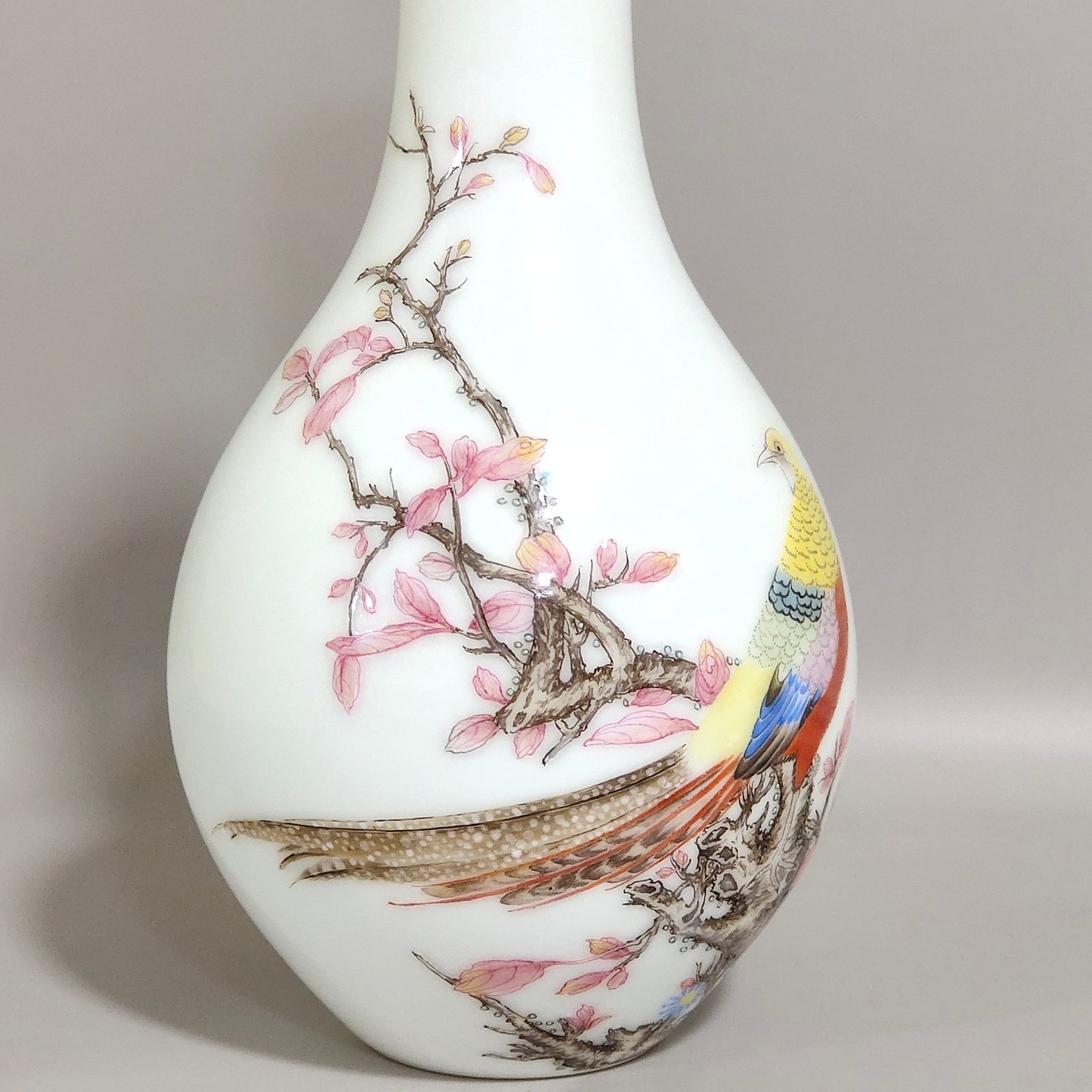 Qing Dynasty Qianlong enamel olive vase with poems