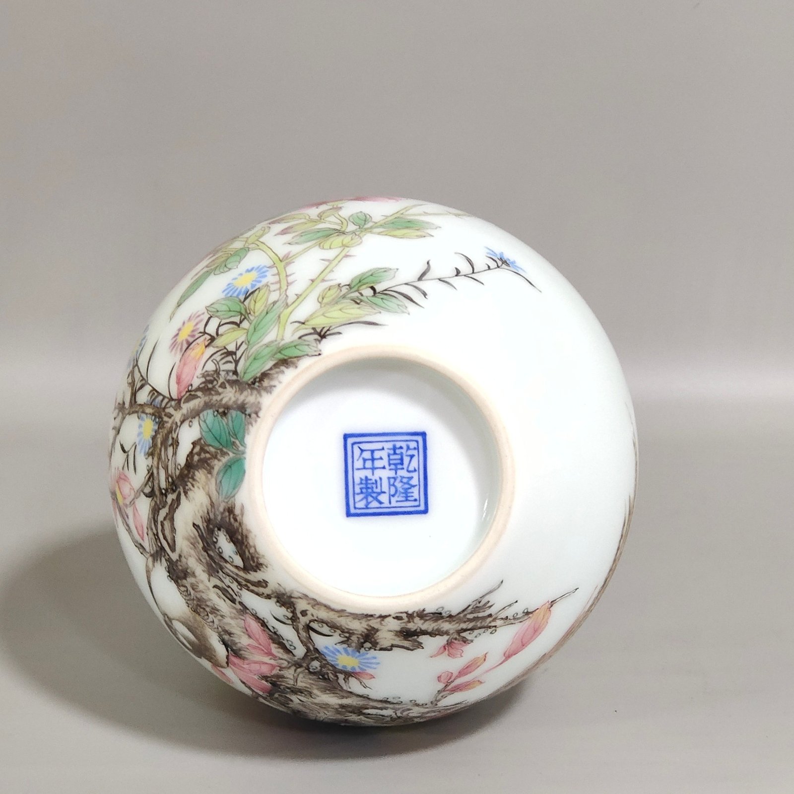 Qing Dynasty Qianlong enamel olive vase with poems