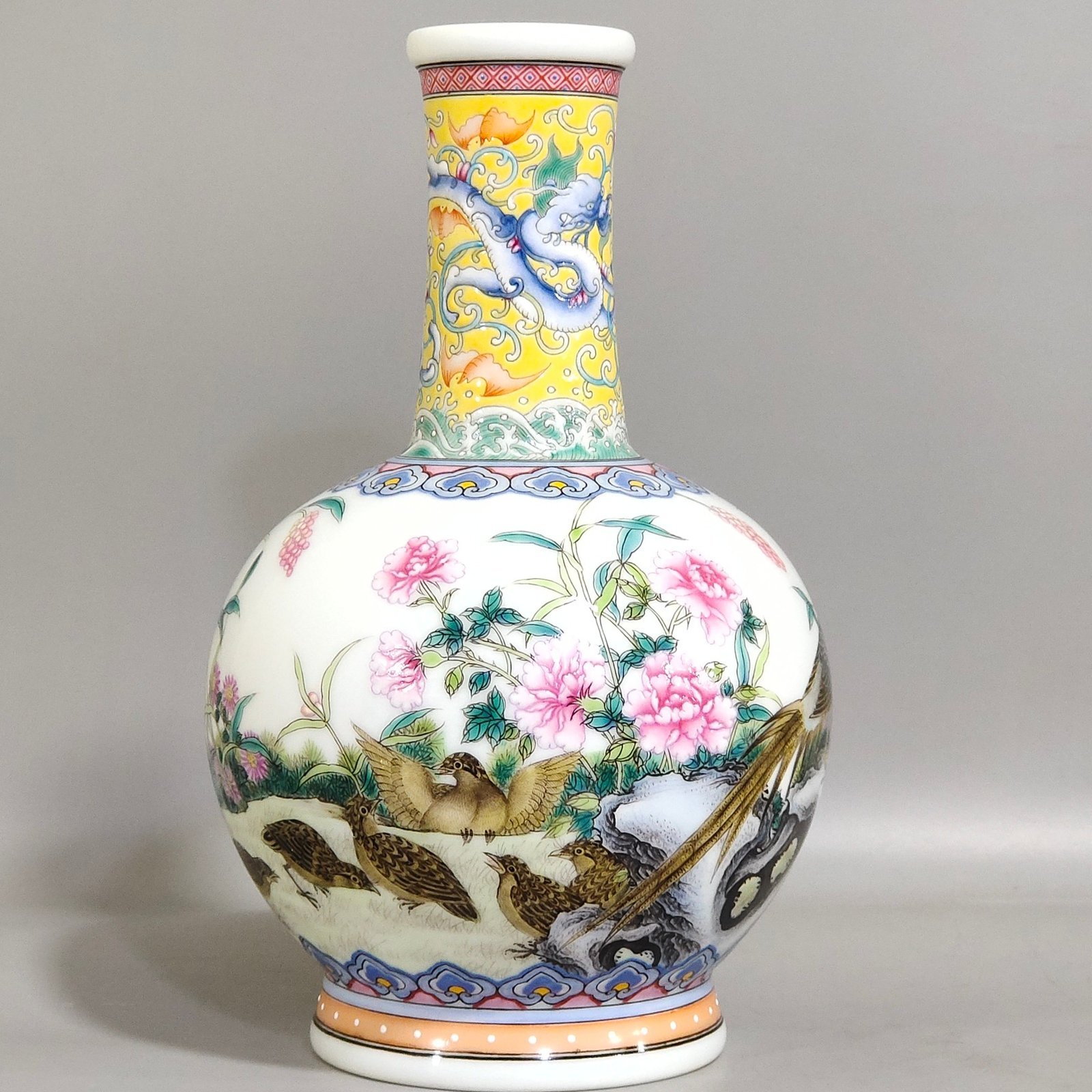 Qing Dynasty Qianlong enamel vase