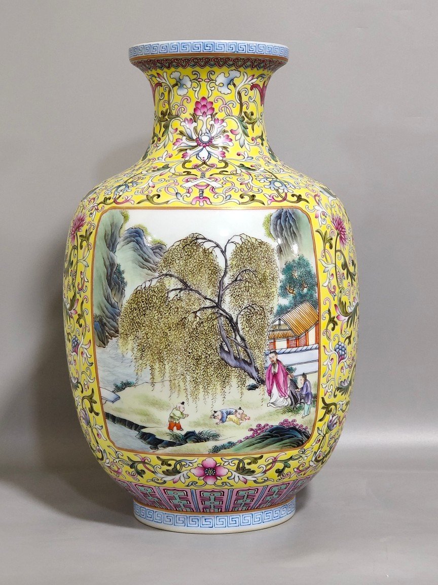 Qing Dynasty Qianlong enamel yellow ground window character story vase