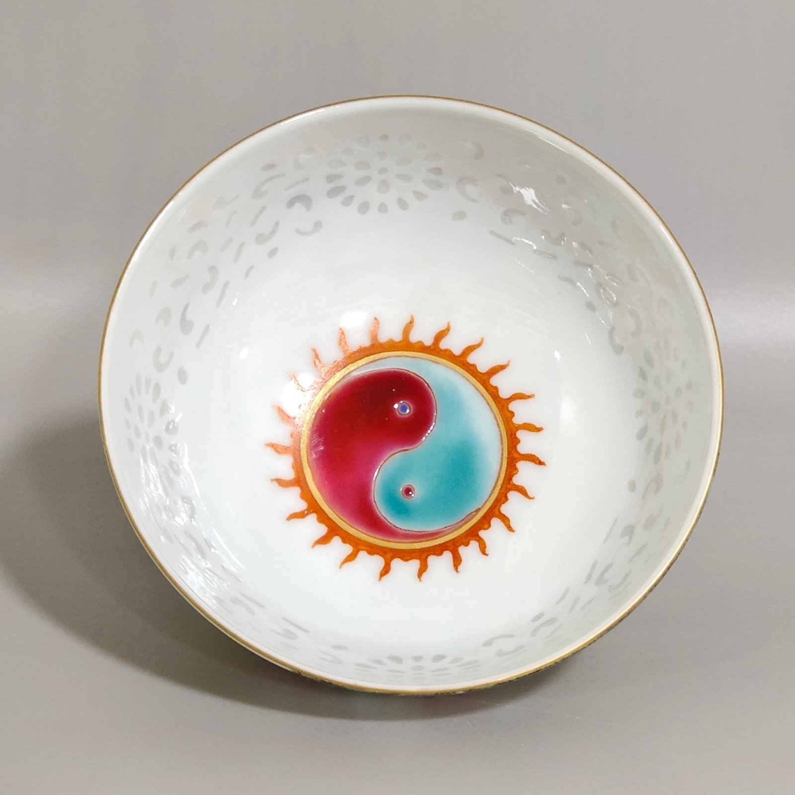 Qing Dynasty Qianlong Hundred Sons Painting contains exquisite Tai Chi tea balls