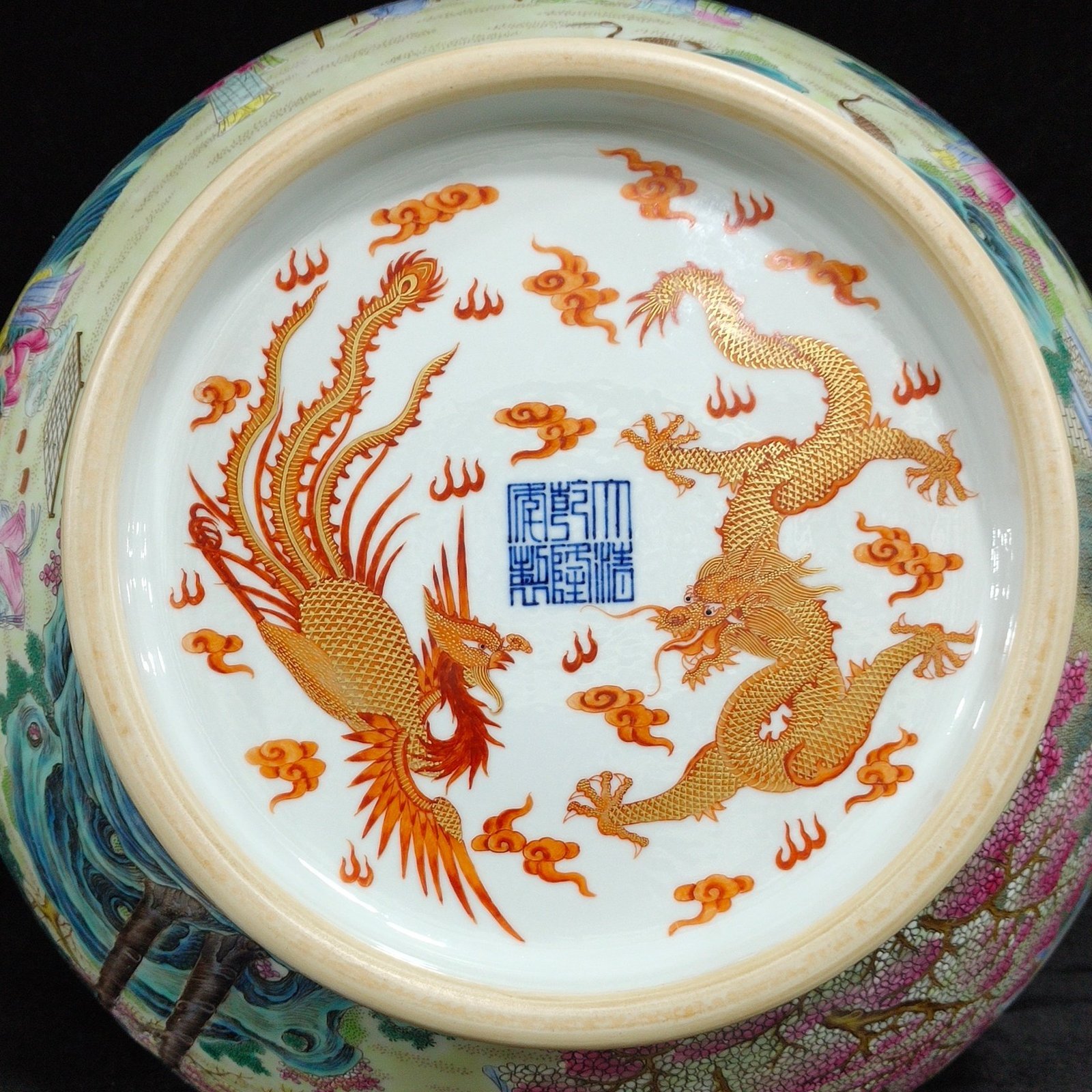 Qing Dynasty Qianlong Beautiful Pictures Two Eared Buddha Barrel Zun