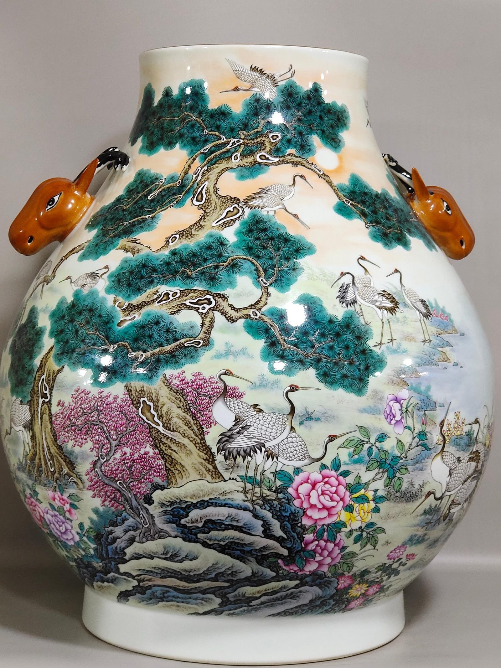 Qing Dynasty Qianlong A deer headed statue of a hundred cranes