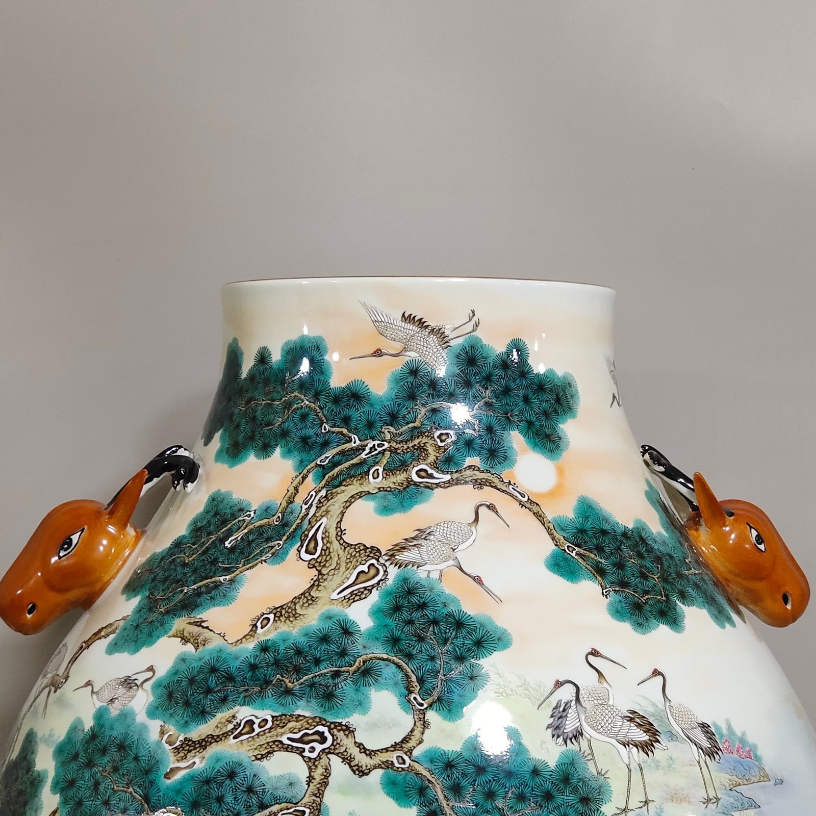 Qing Dynasty Qianlong A deer headed statue of a hundred cranes