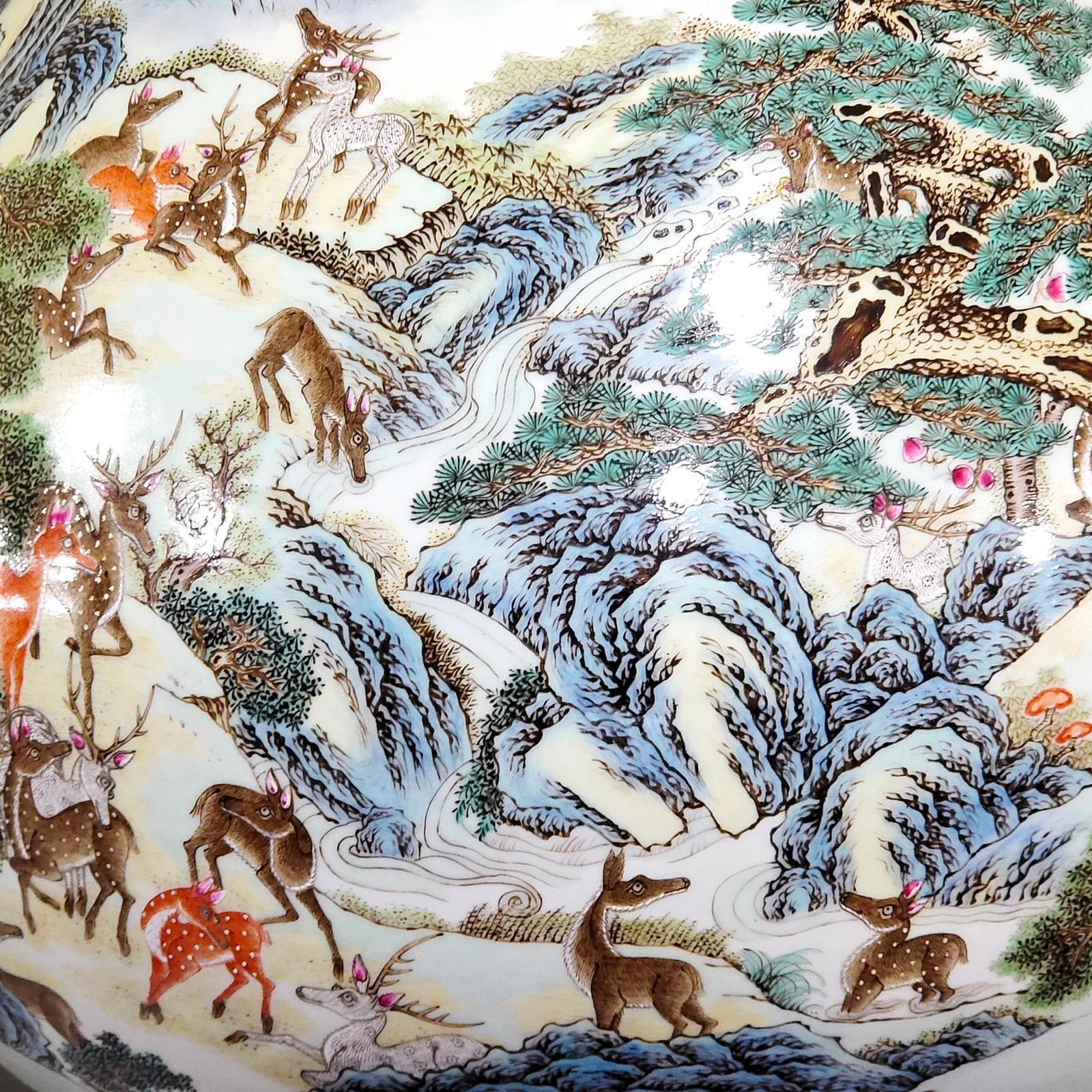 Qing Dynasty Qianlong A hundred deer headed statue