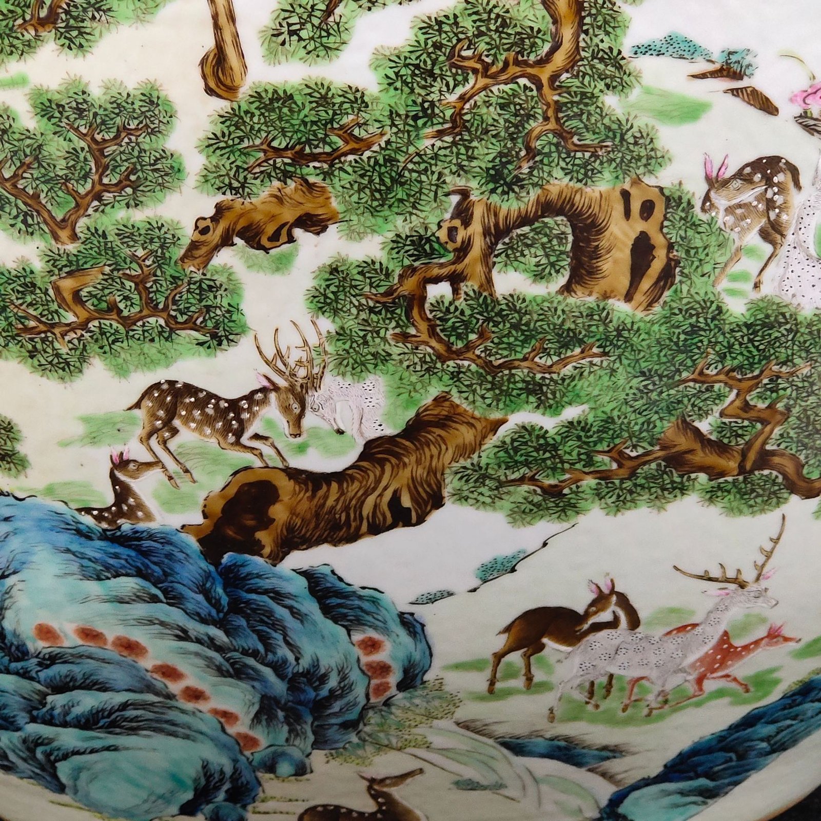 Qing Dynasty Qianlong Hundred Deer Vase