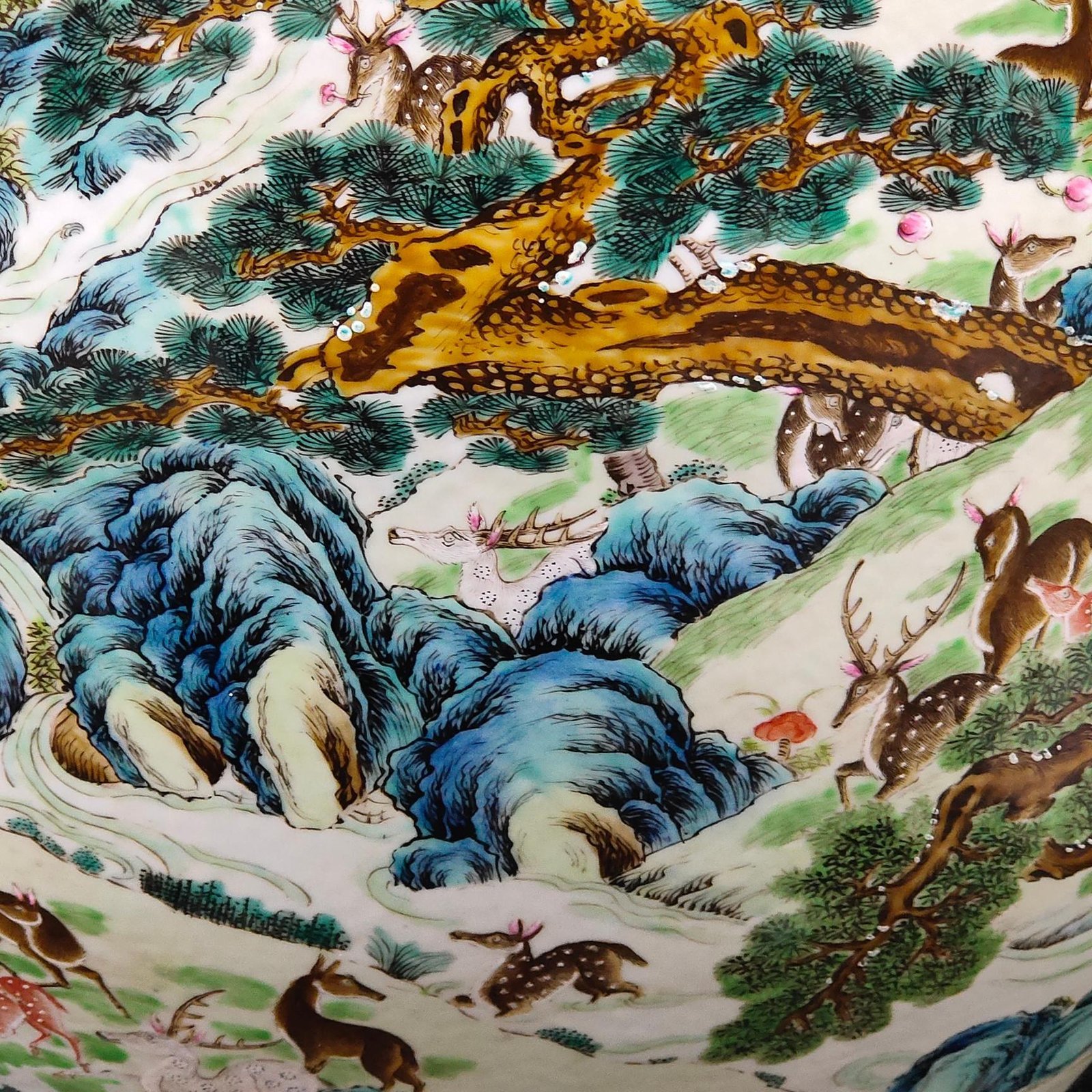 Qing Dynasty Qianlong Hundred Deer Vase