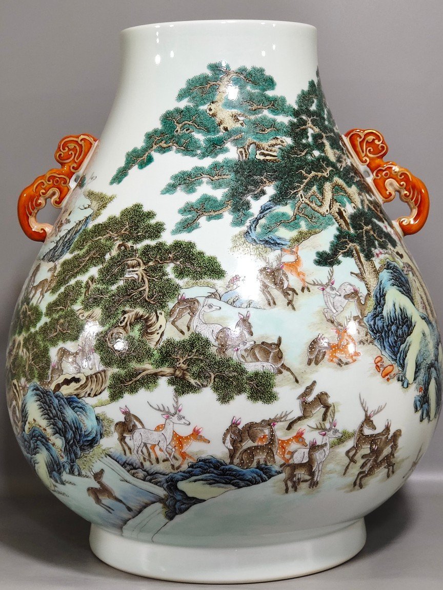 Qing Dynasty Qianlong A barrel statue of the Hundred Deer Buddha