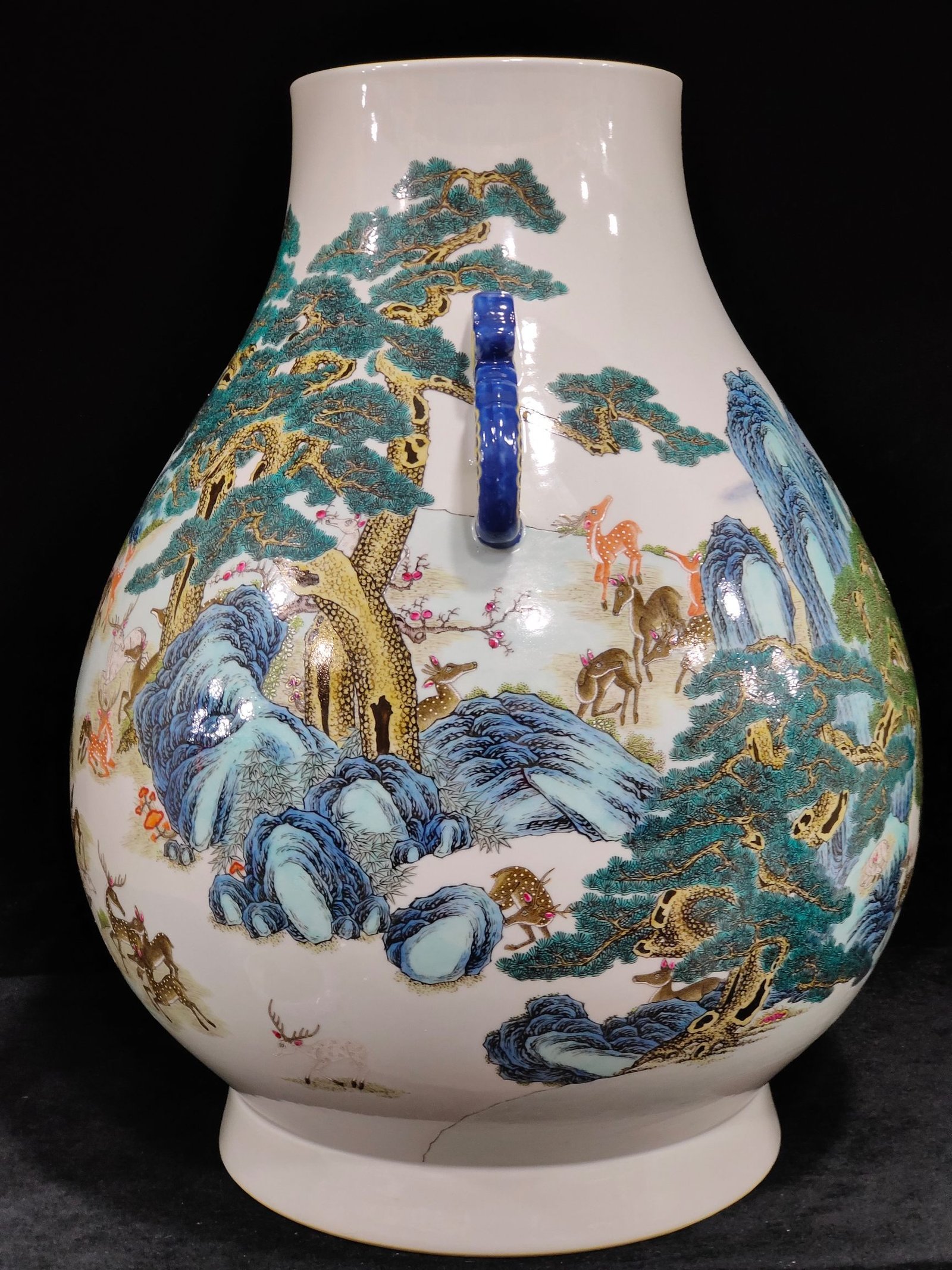 Qing Dynasty Qianlong Emperor’s Hundred Deer Zun