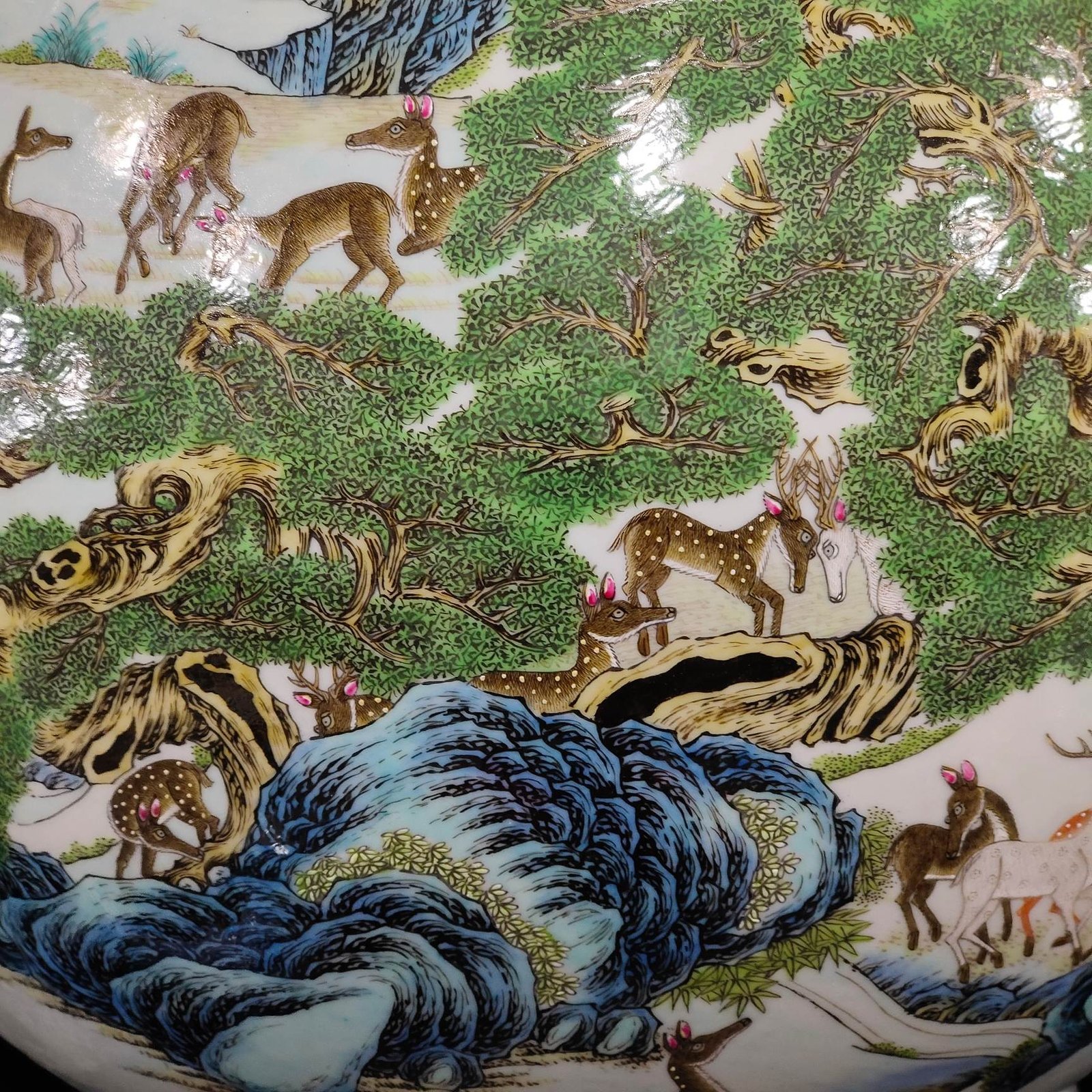 Qing Dynasty Qianlong Emperor’s Hundred Deer Zun
