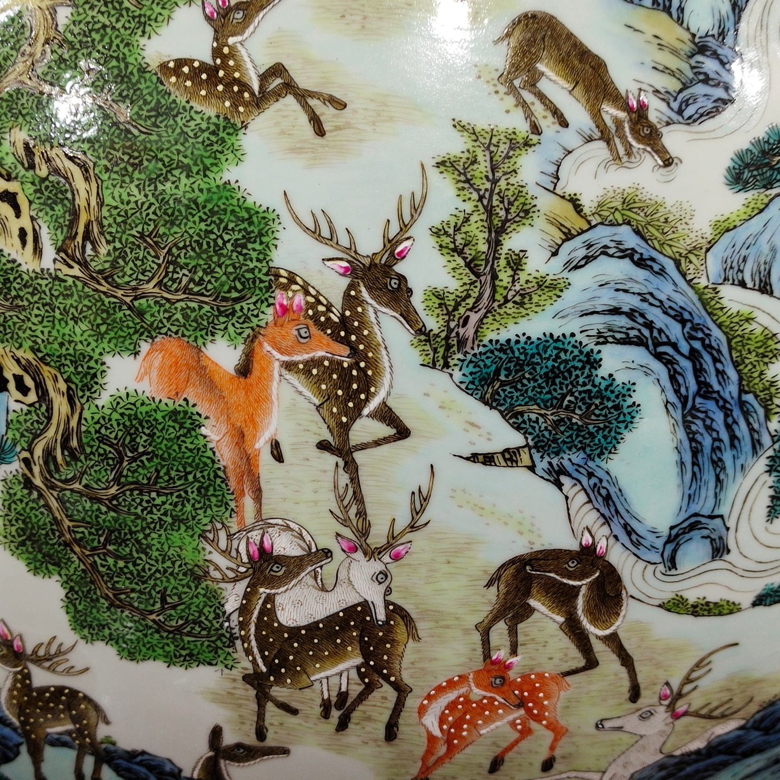 Qing Dynasty Qianlong Emperor’s Hundred Deer Zun