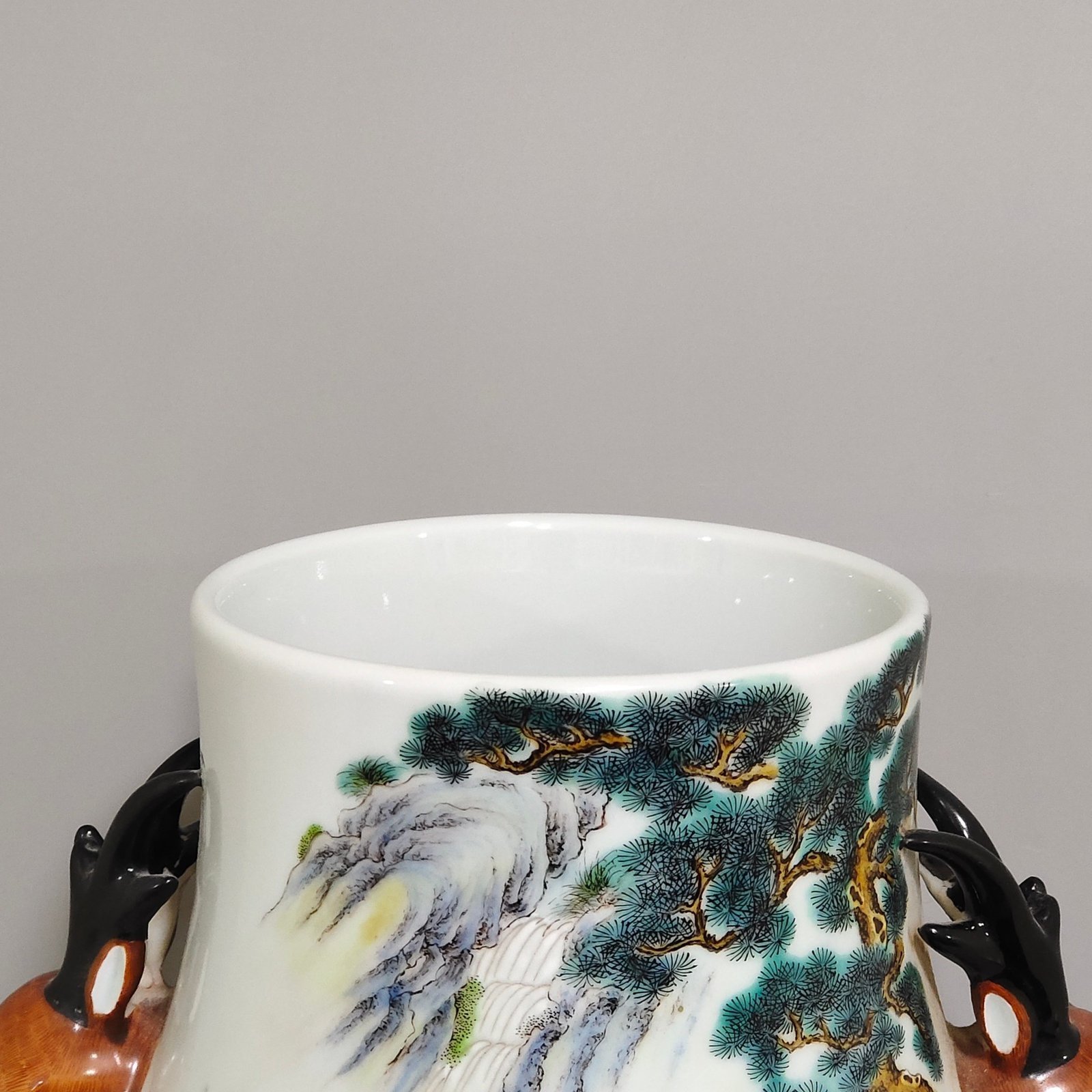 Qing Dynasty Qianlong Hundred Deer Deer Head Statue Vase