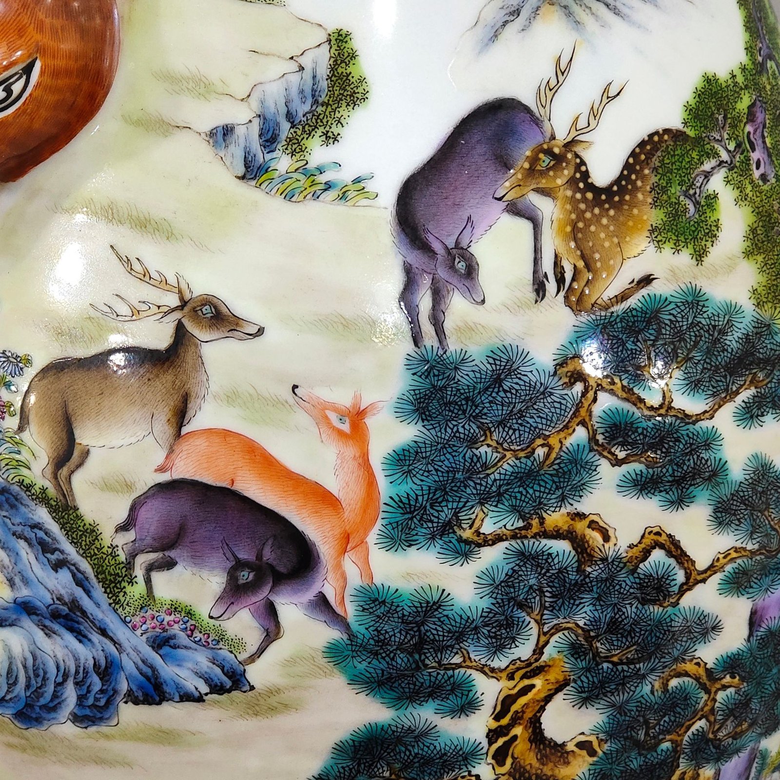 Qing Dynasty Qianlong Hundred Deer Deer Head Statue Vase