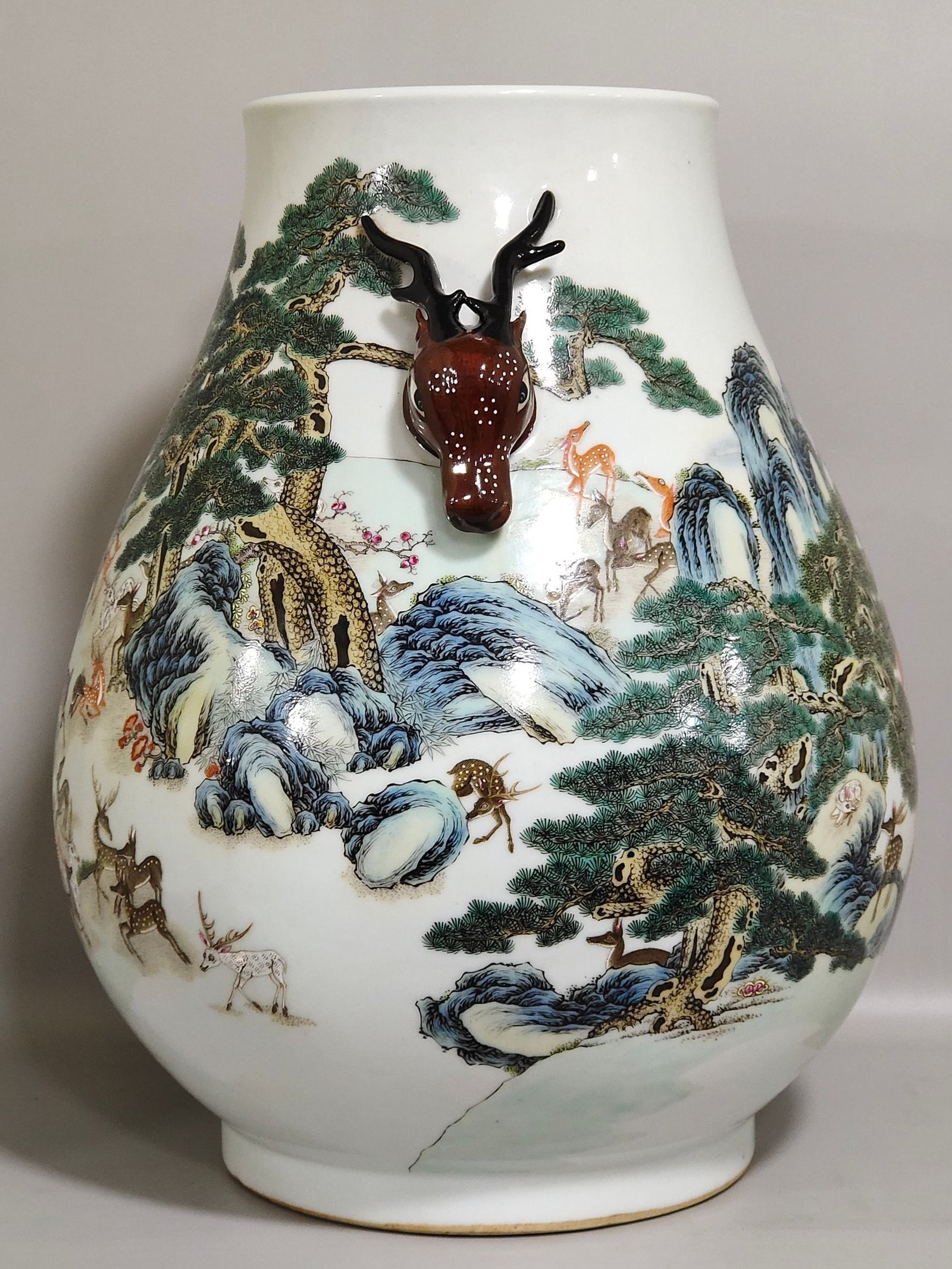 Qing Dynasty Qianlong Hundred Deer Deer Head Statue Vase