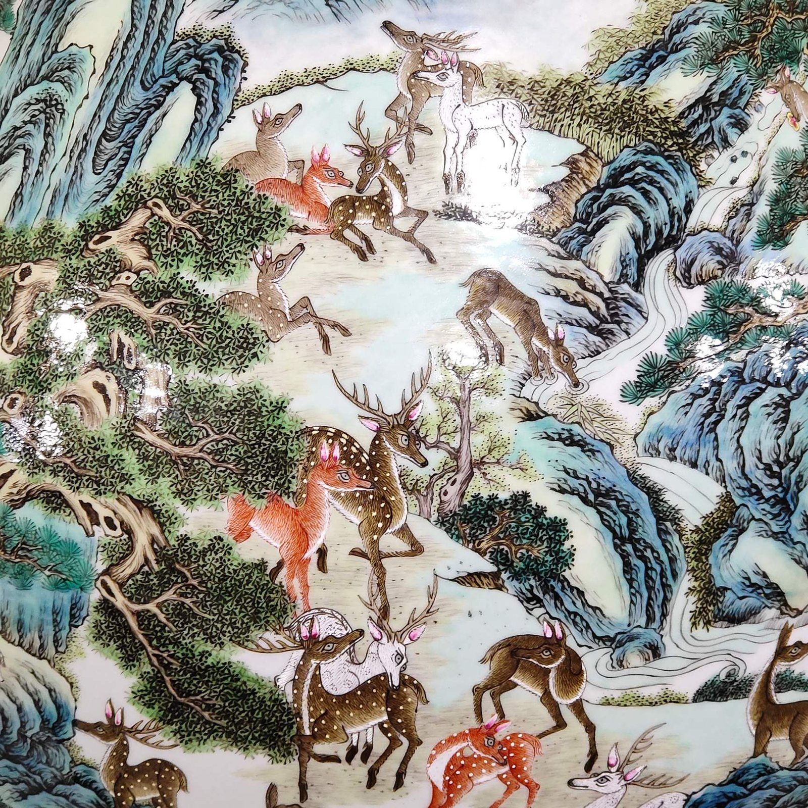 Qing Dynasty Qianlong Hundred Deer Deer Head Statue Vase