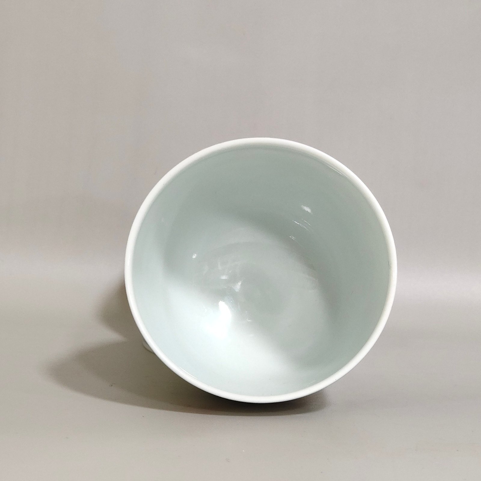 Qing Dynasty Qianlong A pair of pomegranate pattern cups