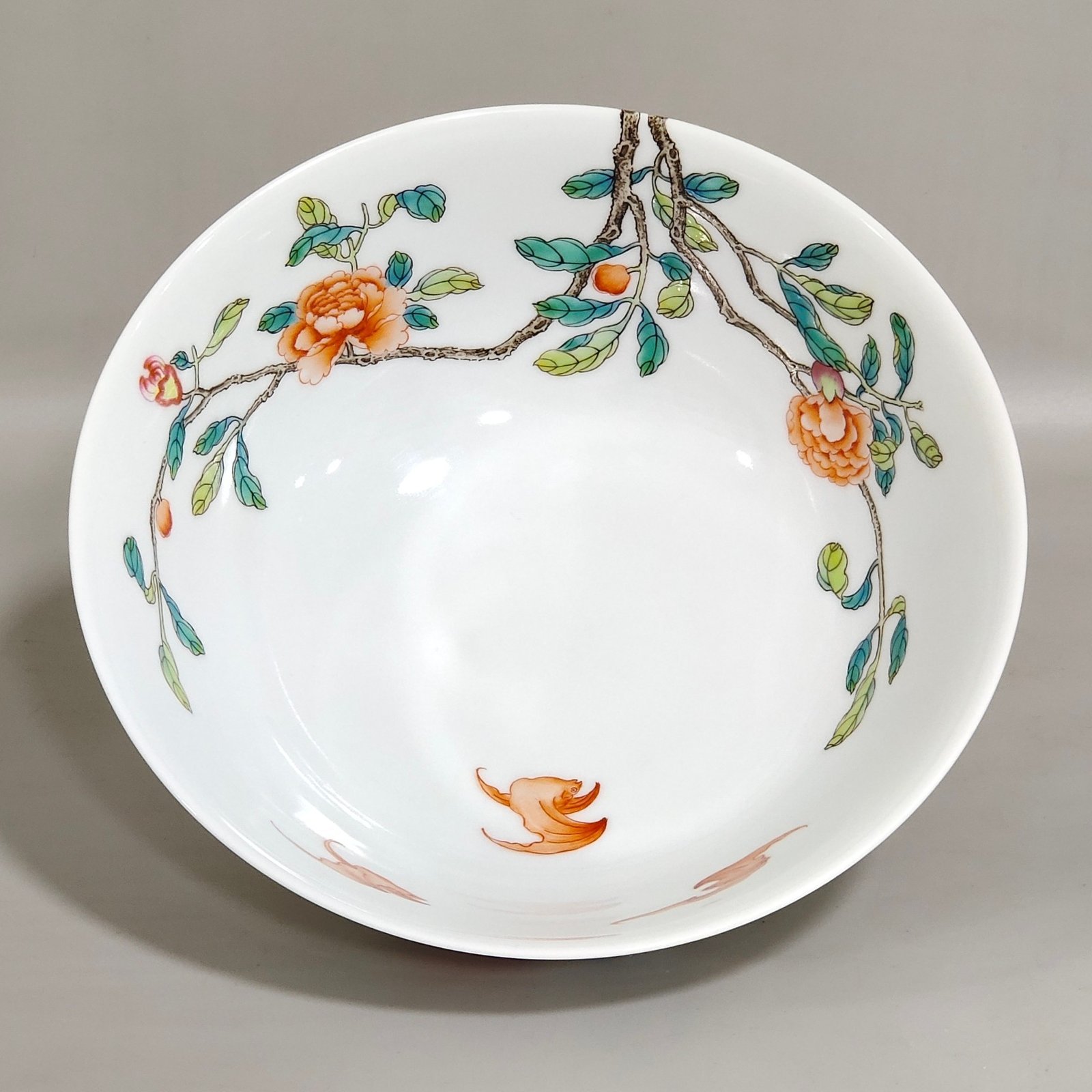 Qing Dynasty Qianlong pomegranate flower branch Wufu bowl